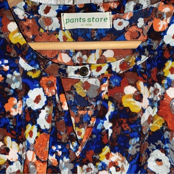 Pants Store Floral Jackie Sleeveless High Low Blouse - Picture 5 of 7